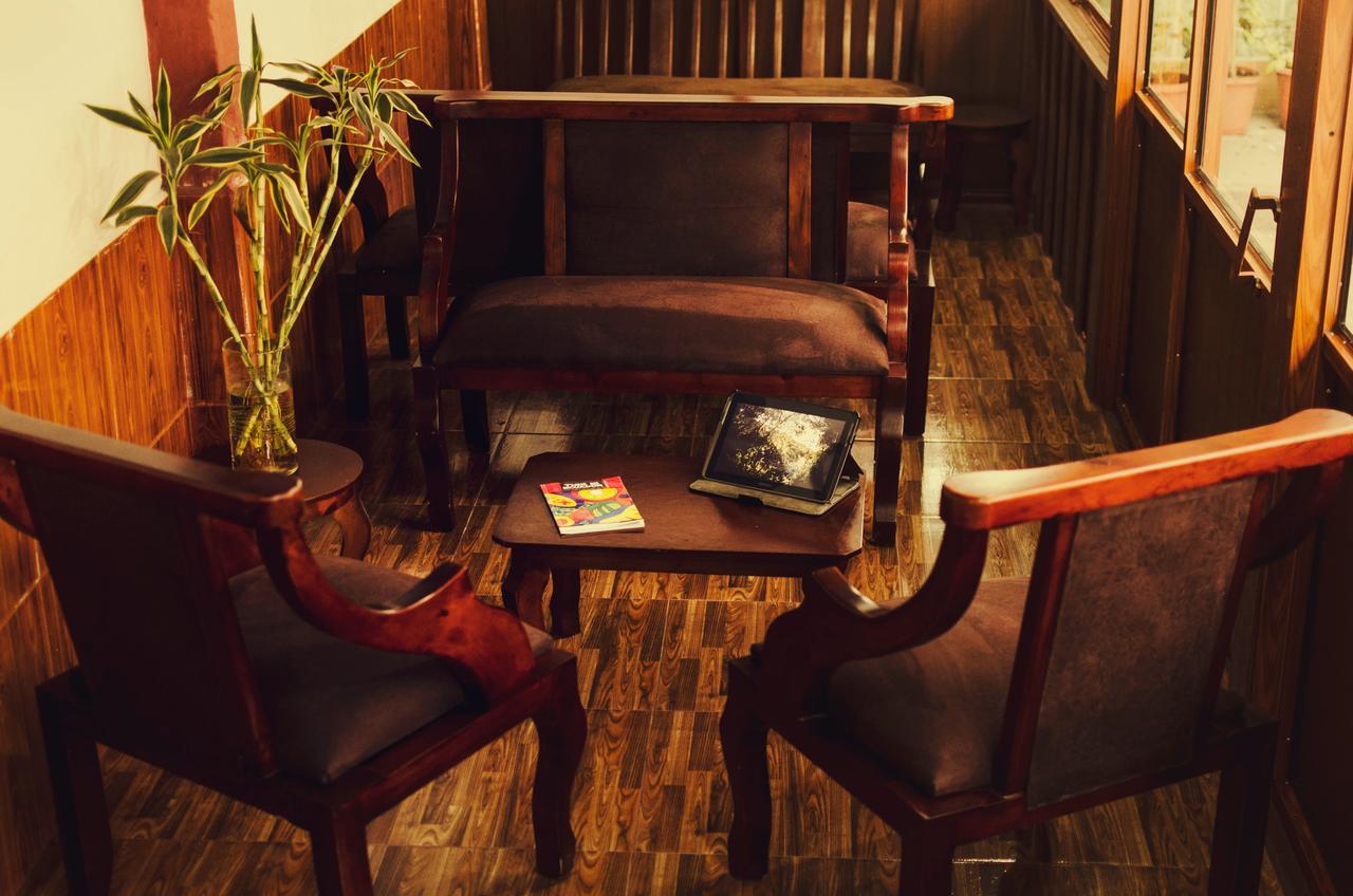 Hotel Flor De Oriente Baños Zewnętrze zdjęcie