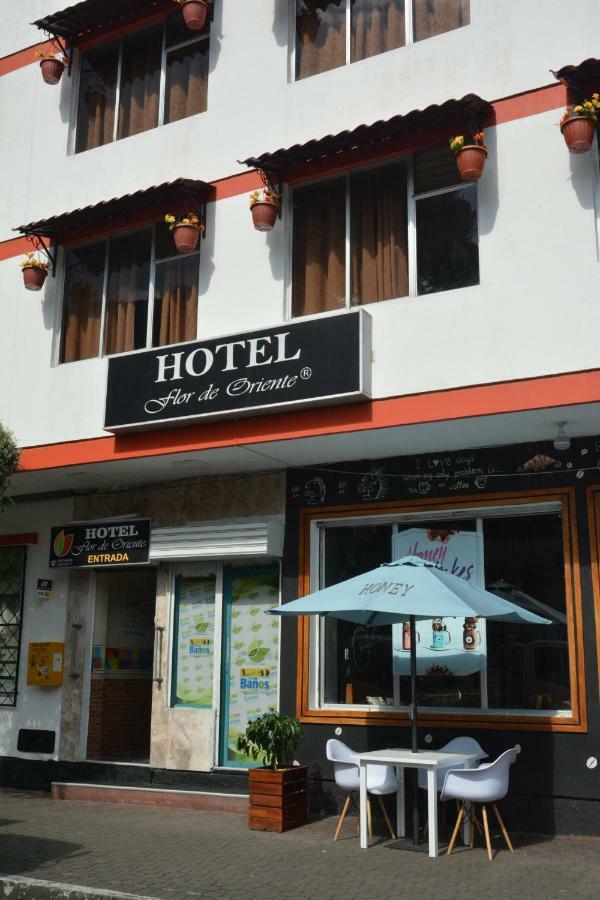 Hotel Flor De Oriente Baños Zewnętrze zdjęcie