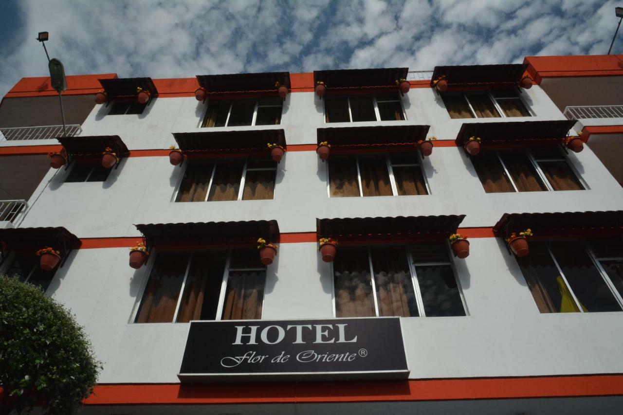 Hotel Flor De Oriente Baños Zewnętrze zdjęcie
