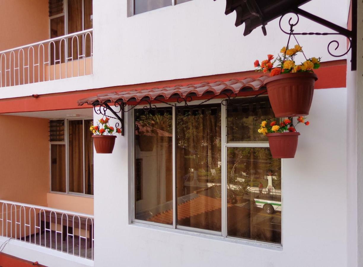 Hotel Flor De Oriente Baños Zewnętrze zdjęcie